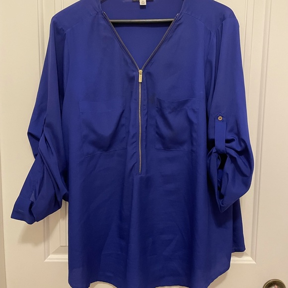 Calvin Klein blouse - Picture 2 of 3